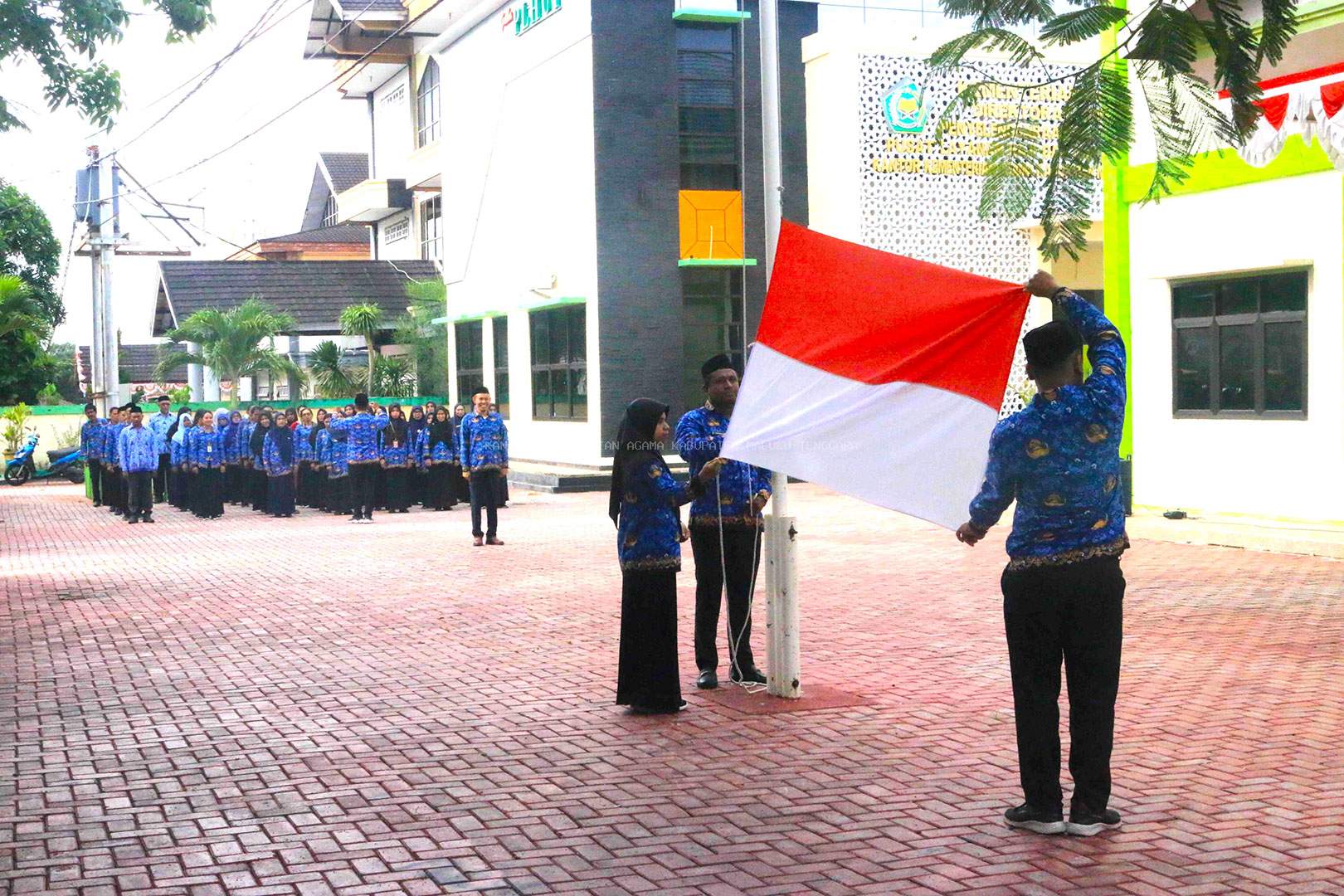 Kantor Kemenag Maluku Tenggara Selenggarakan Upacara HUT KORPRI ke 52