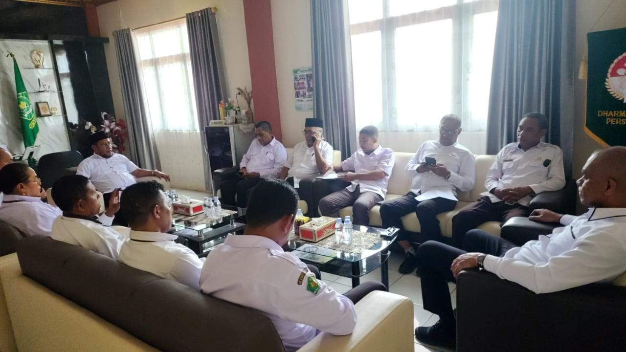 Rapat Tindak Lanjut Hasil Rakerwil Kemenag Maluku