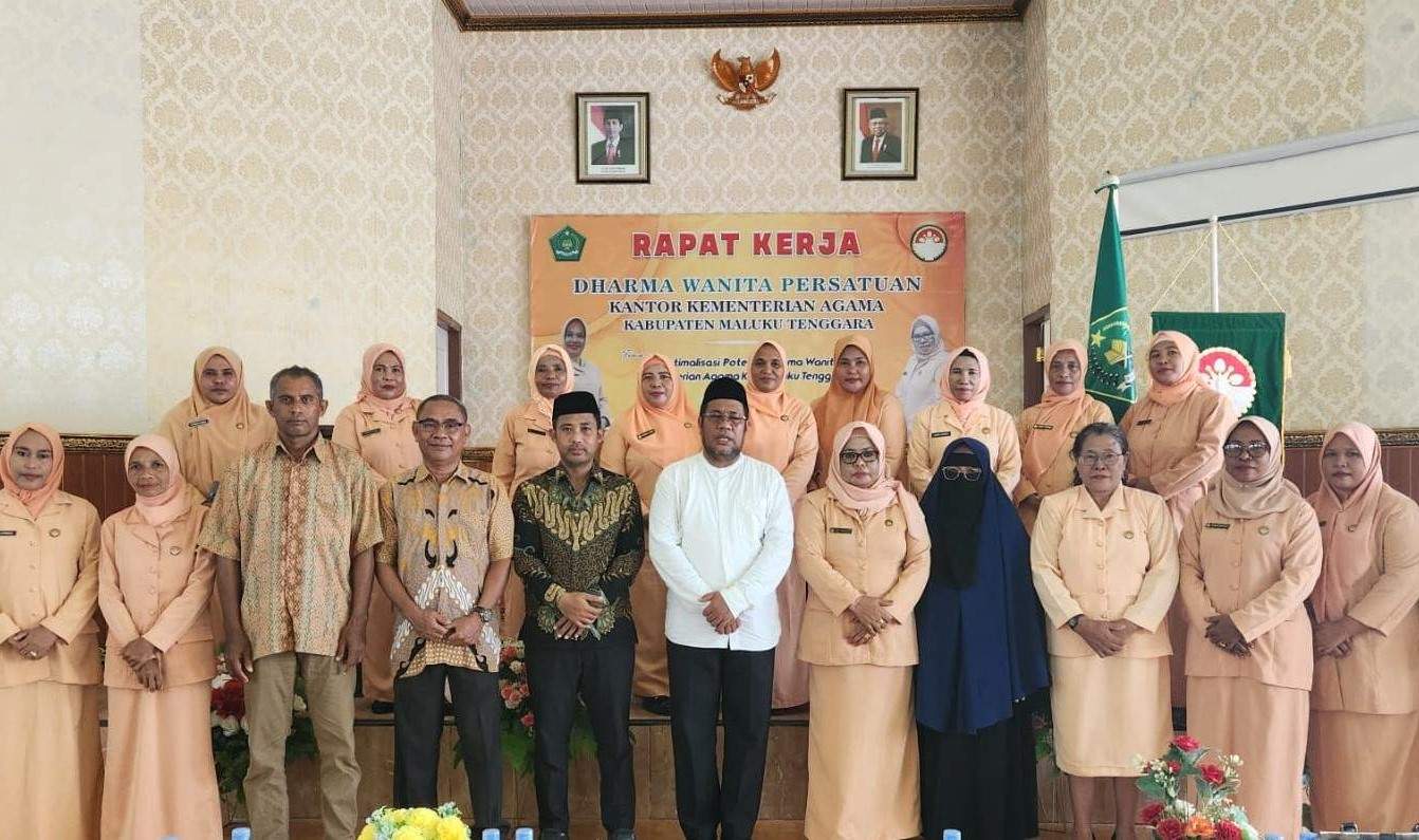 Kepala Kantor Kemenag Maluku Tenggara Buka Rapat Kerja Dharma Wanita Persatuan