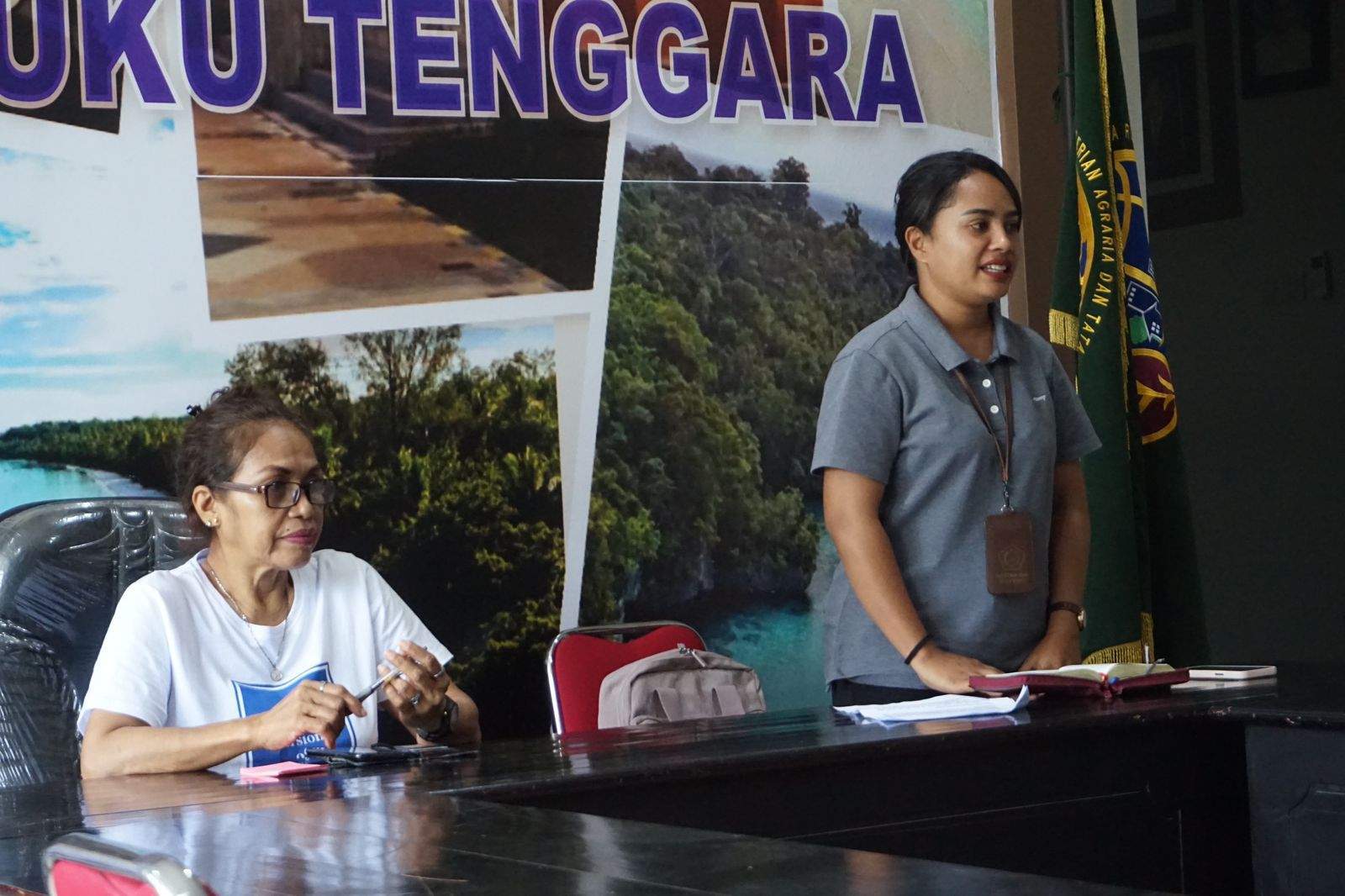 Bimbingan Rohani ASN Kantor Pertanahan Malra, Penyuluh Kristen, Marina Rumkeny, S. Ag: Pentingnya Mengenal Tanda Keangkuhan Dalam Diri 