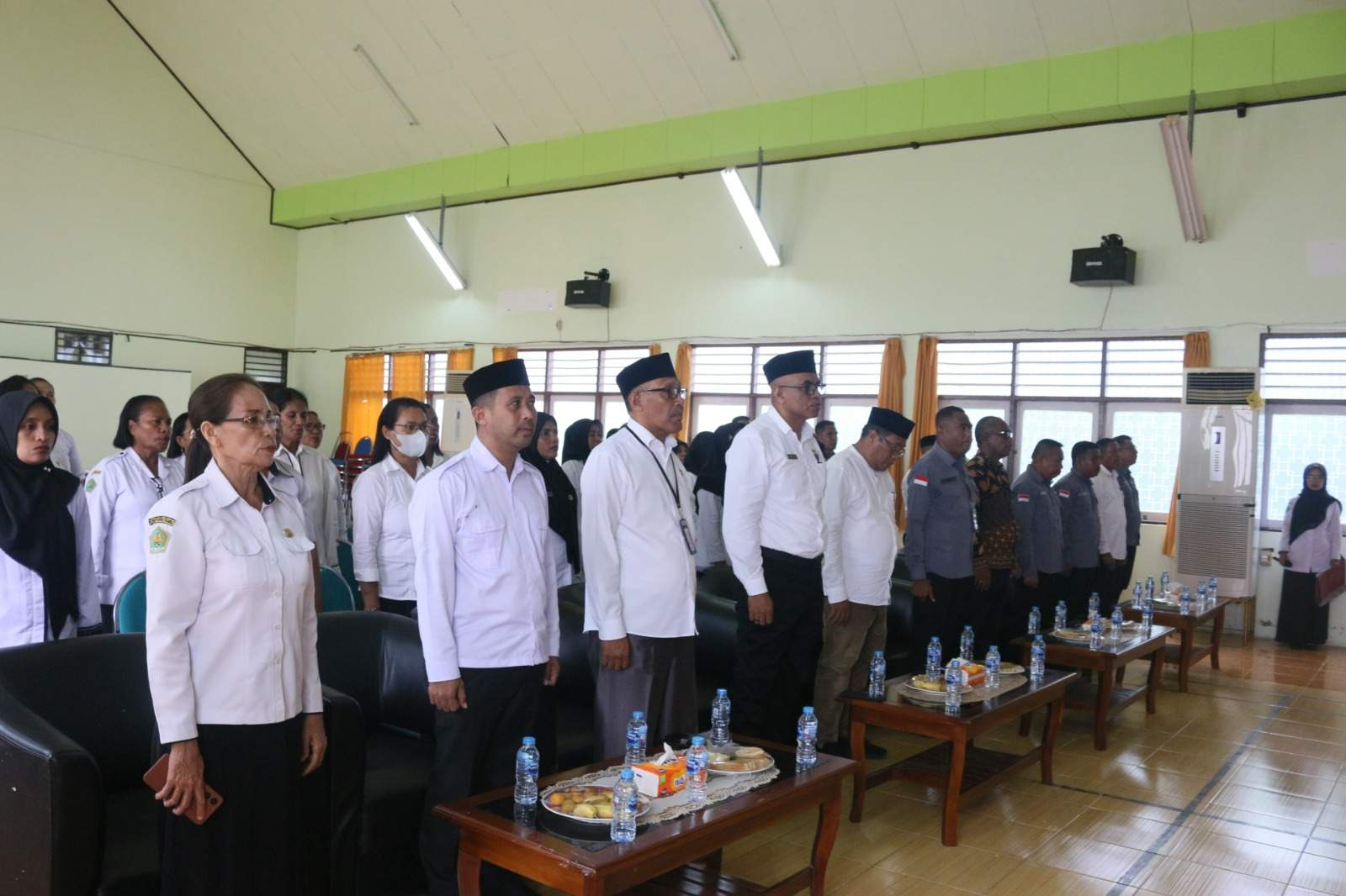 Buka Pelatihan Penggerak Moderasi Beragama, Kepala Kantor Kemenag Malra: ASN Kemenag Harus Jadi Duta Moderasi Beragama