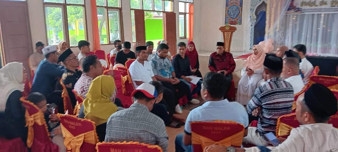 Kepala MAN Maluku Tenggara Gelar Rapat Bersama Alumni, Bahas Upaya Peningkatan Kualitas Madrasah