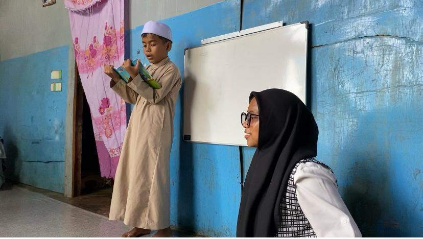 Tingkatkan Kecintaan dan Pemahaman Agama, Penyuluh Agama Islam Kemenag Malra Ajak Santri TPQ Hafalkan Nama-nama Nabi dan Rasul