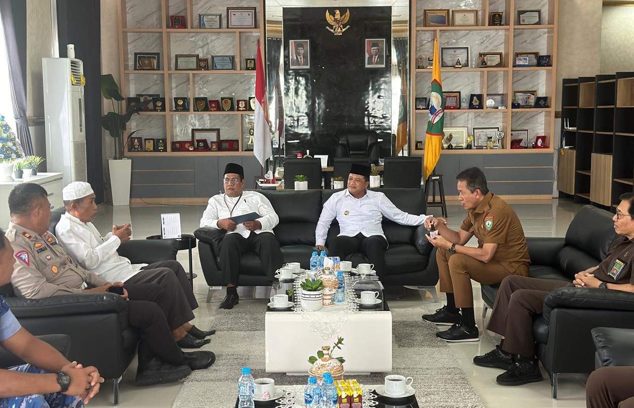 Rapat Koordinasi Kakan Kemenag Malra Bersama Pj. Bupati, Forkopimda, dan MUI Bahas Agenda Penting