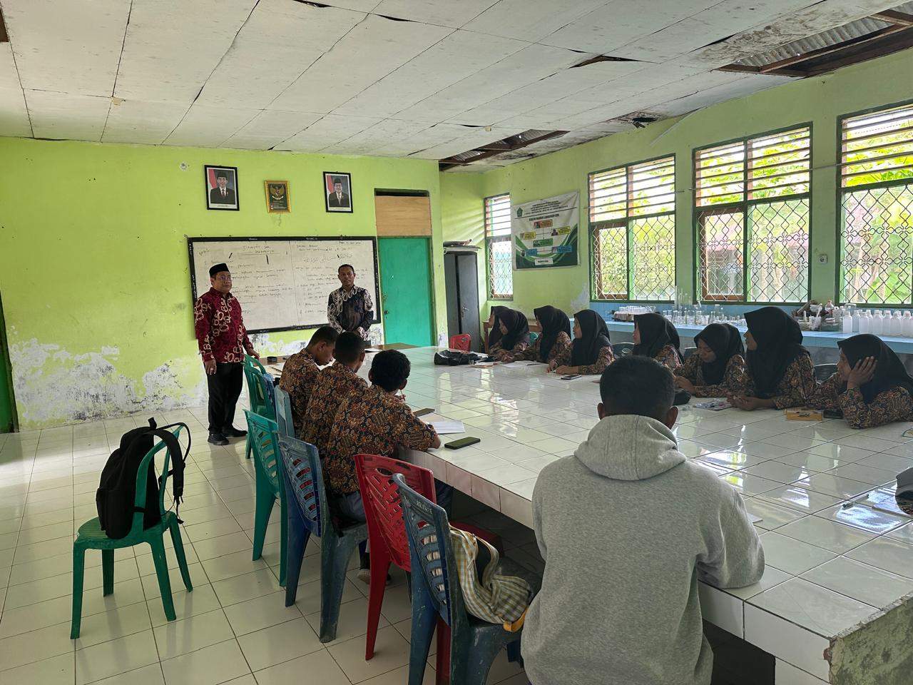 Kakan Kemenag Maluku Tenggara Pantau Proses Pembelajaran Pasca Libur di MAN 1 Maluku Tenggara