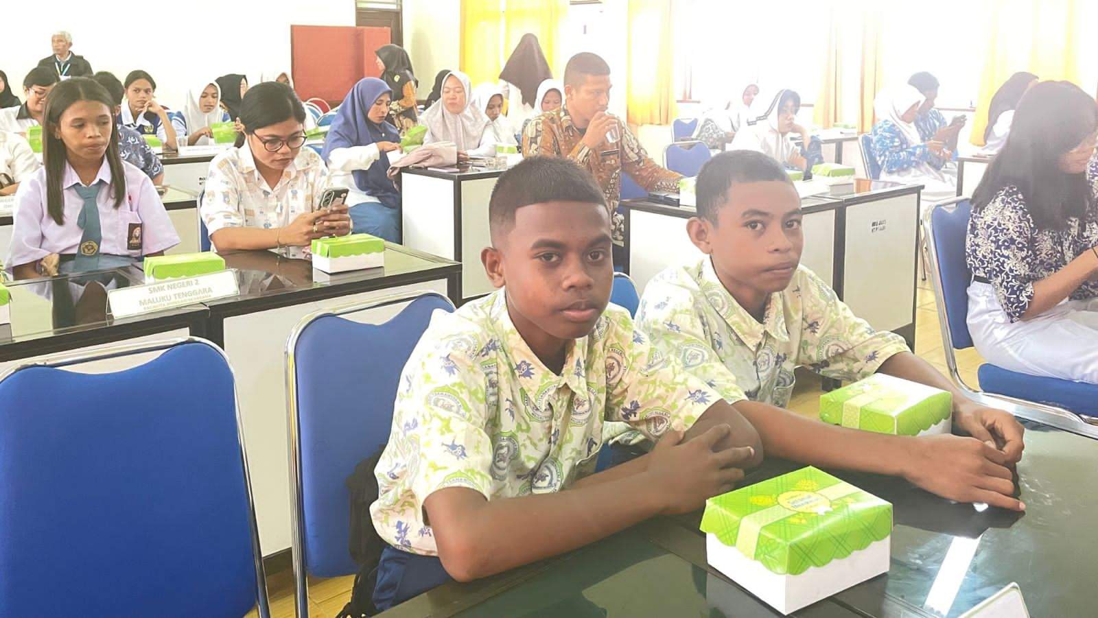 Siswa MTsN 2 Malra Ikut Kegiatan Bacarita Moderasi Beragama di MTs Negeri 1 Maluku Tenggara