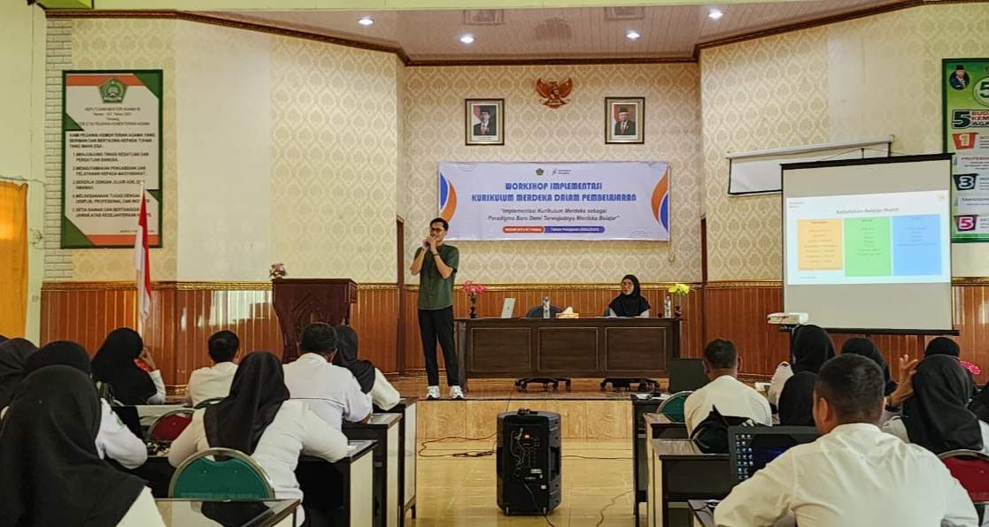 Penerapan Pembelajaran Berdiferensiasi dan Asesmen dalam Kurikulum Merdeka di Hari Kedua Workshop