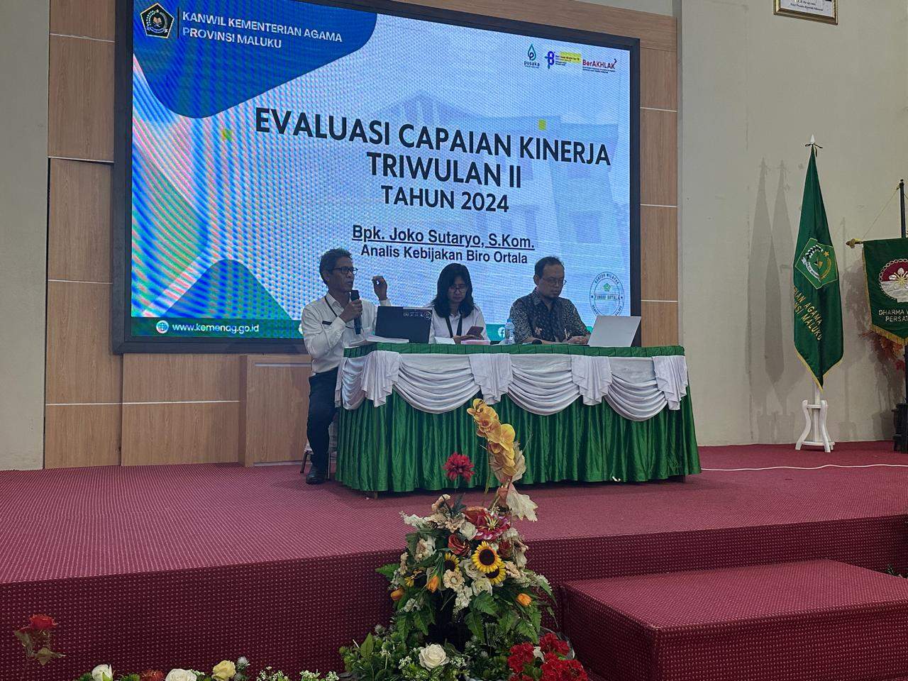 Ikuti Evaluasi Capaian Kinerja Triwulan II, Kakan Kemenag Malra Komitmen Perbaiki Kekurangan