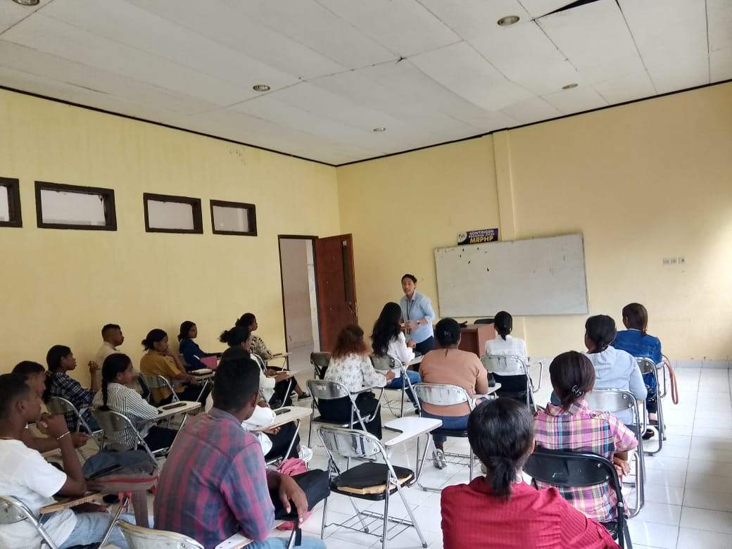 Soroti Pemulihan Gambar Diri, Penyuluh Agama Kristen Singgung Doktrin Antropologi Kristen di Persekutuan Mahasiswa Kristen Politeknik Perikanan Negeri Tual