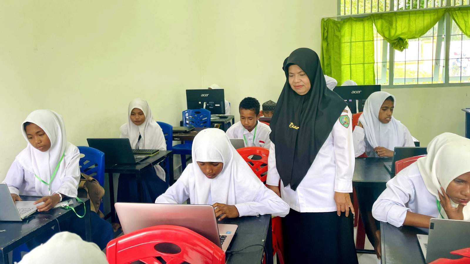 Gladi Bersih ANBK 2024 Berlangsung Lancar, Plh Kepala MTsN 3 Malra : Gladi bersih ANBK mempersiapkan mental siswa dalam menghadapi ANBK