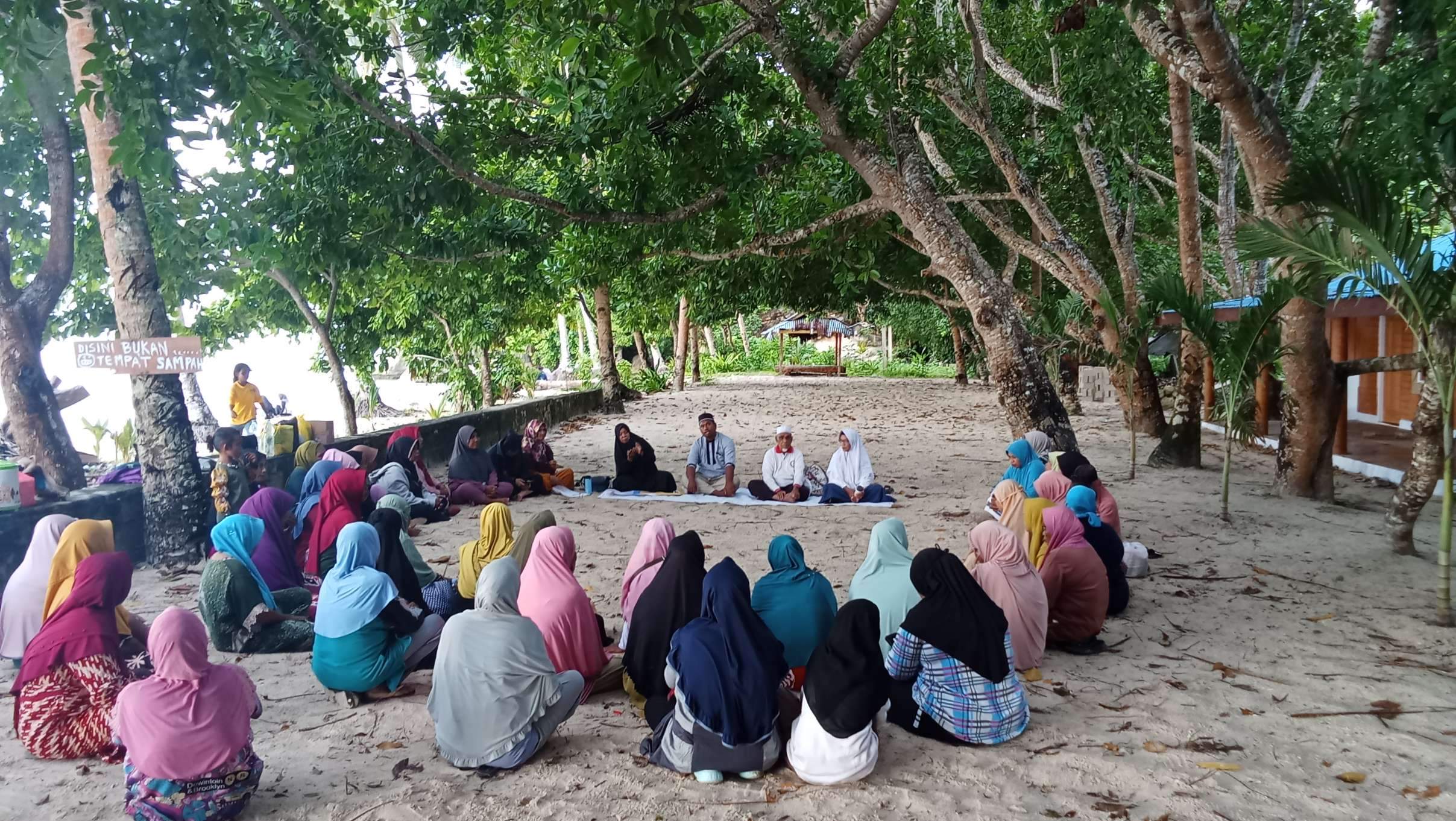 KUA Kei Besar Melaksanakan Kegiatan Outdoor Safar Bersama BKMT Kec.Kei Besar 