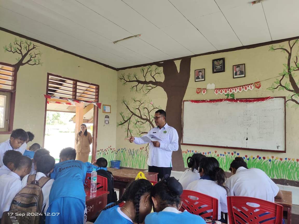 Penyuluhan dan Pendalaman Kitab Suci di SMP Negeri Unggulan Maluku Tenggara