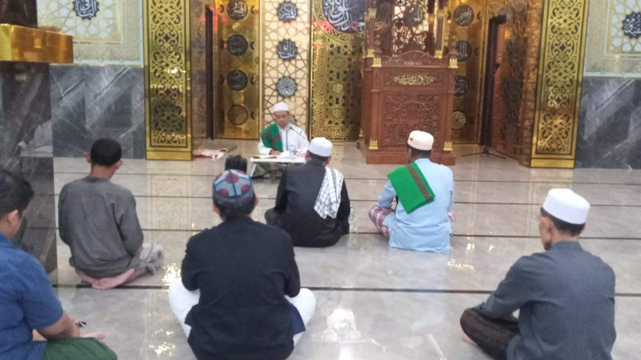 Hadiri Taklim Rutin DKM Masjid Al-Falah perumnas, Kepala KUA Kei Kecil sampaikan pentingnya GEMPITA sebagai Program KUA Kei kecil