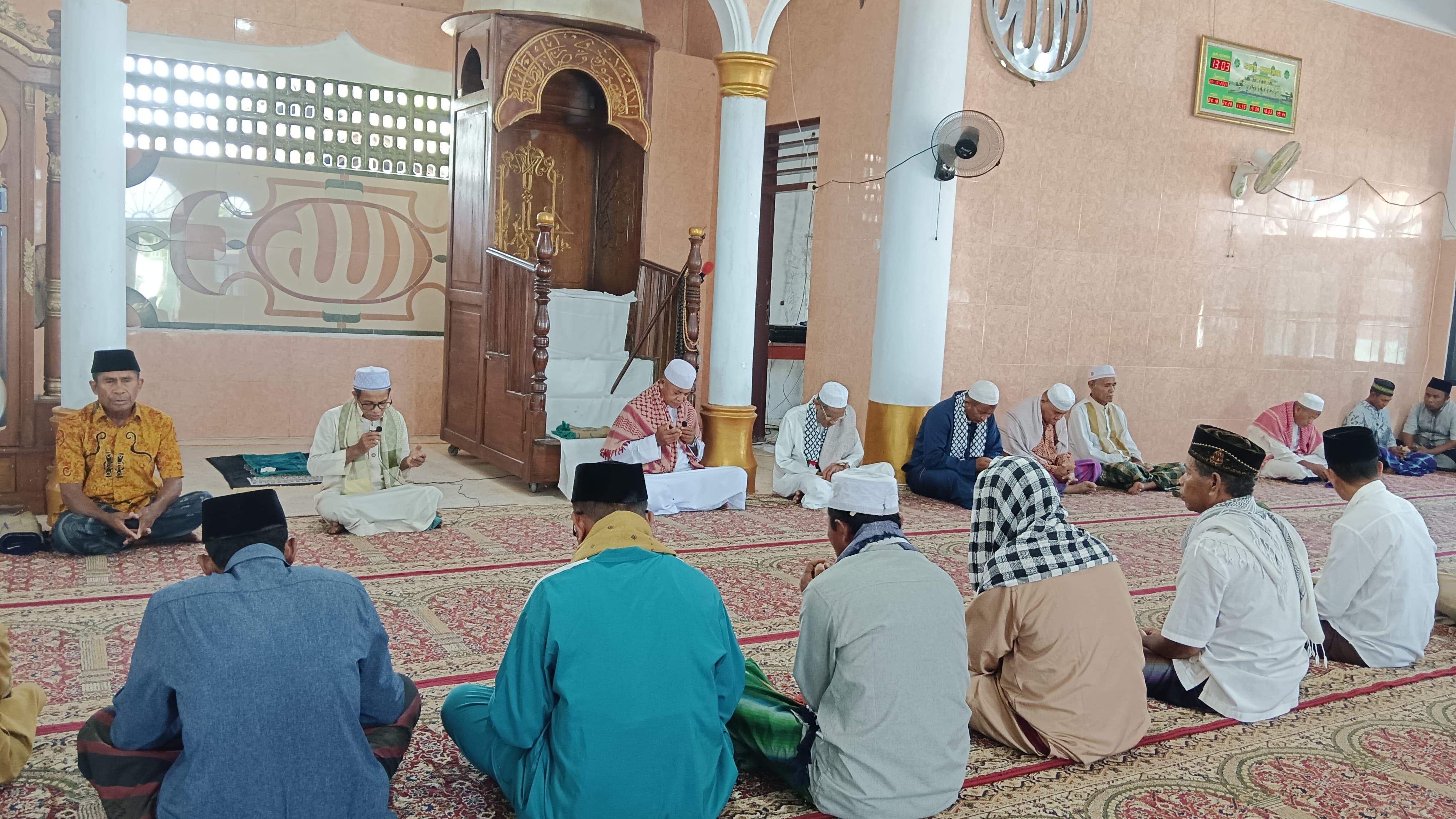 Masyaraat Ohoi Danar Ternate Laksanakan Doa dan Zikir Rutin.