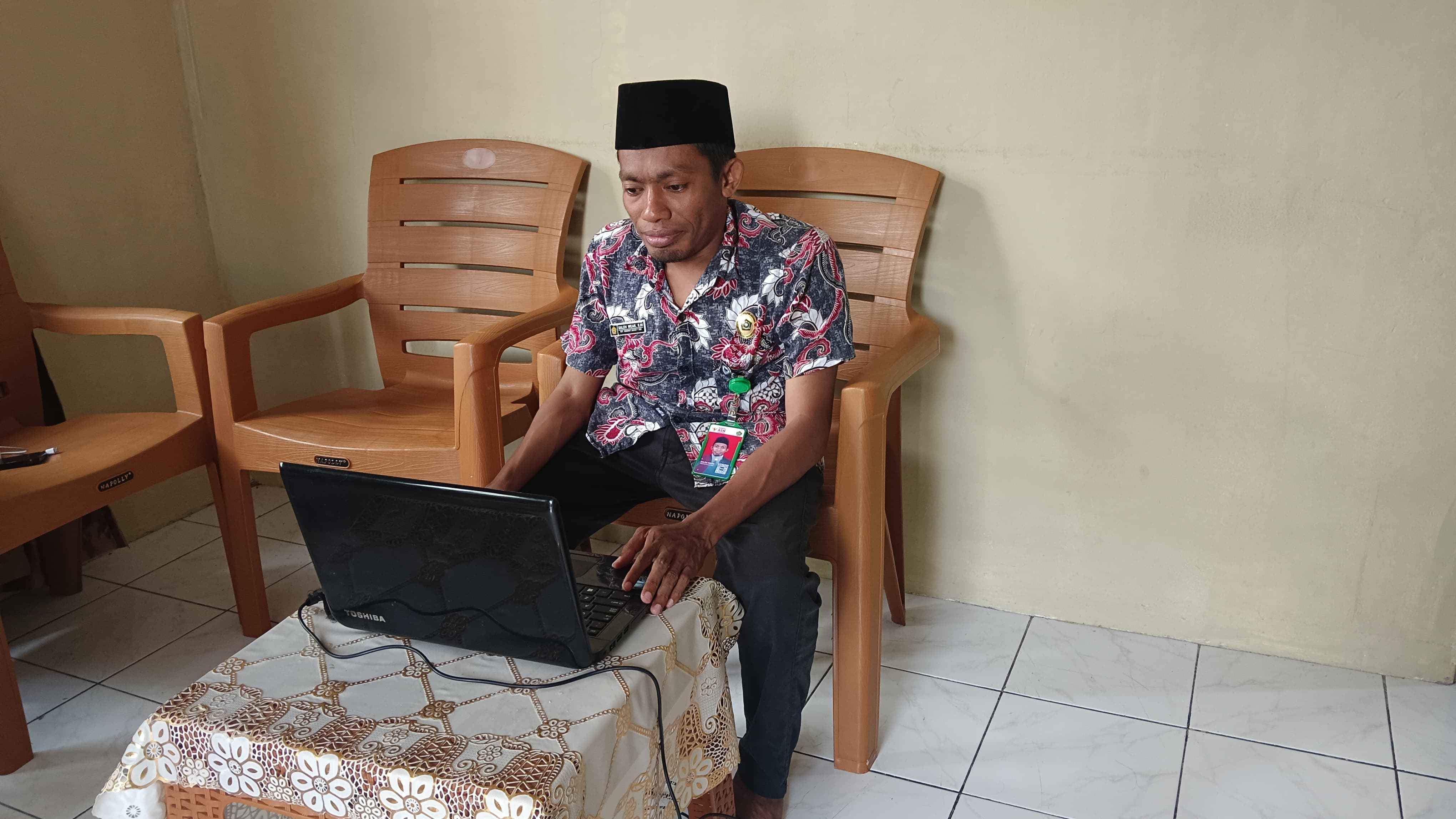 Penyuluh Agama Islam KUA Kei Kecil Timur Selatan Saleh Wear, S.HI mengikuti Bimbingan Teknis Aplikasi Kearsipan Digital (Srikandi).